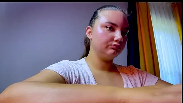 Dreamyblushfairy online show from July 2026 02:38:02 PM