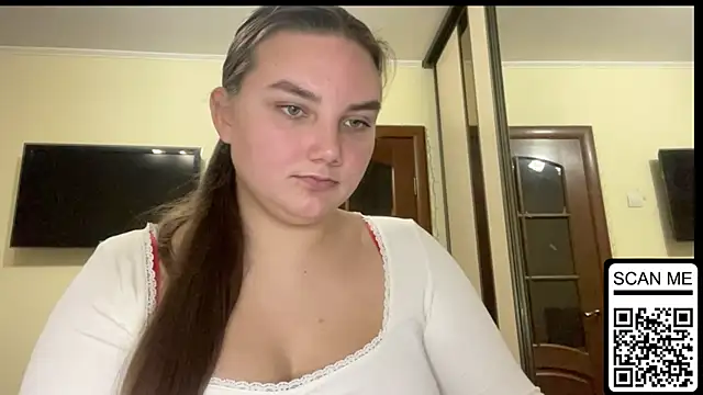 Snapshot of Dreamyblushfairy chatting on November 2025 03:38:01 PM Dreamyblushfairy online show from November 2025 03:38:01 PM