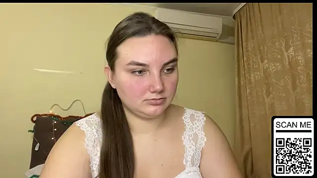 Snapshot of Dreamyblushfairy chatting on November 2025 04:39:02 PM Dreamyblushfairy online show from November 2025 04:39:02 PM