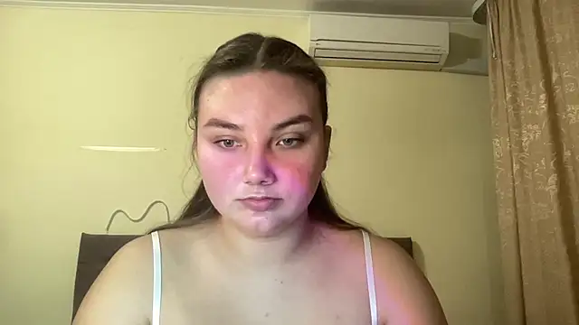 Snapshot of Dreamyblushfairy chatting on October 2025 05:47:01 PM Dreamyblushfairy online show from October 2025 05:47:01 PM