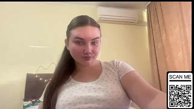 Snapshot of Dreamyblushfairy chatting on November 2025 01:33:02 PM Dreamyblushfairy online show from November 2025 01:33:02 PM