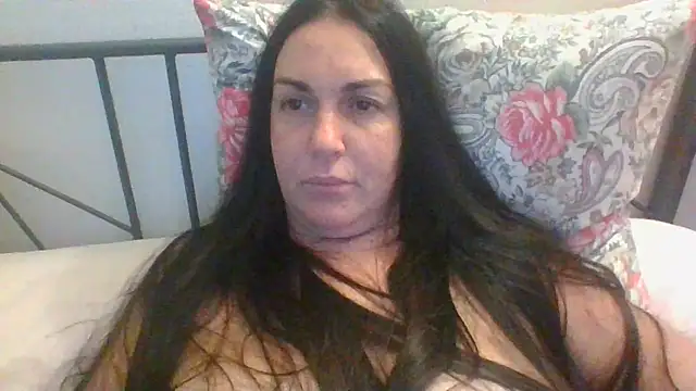 Snapshot of BELLAMORGANE1 chatting on December 2024 07:43:02 PM BELLAMORGANE1 online show from December 2024 07:43:02 PM