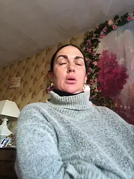 BELLAMORGANE1 online show from November 2025 12:31:01 PM