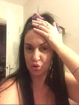 Snapshot of BELLAMORGANE1 chatting on March 2026 09:37:01 PM BELLAMORGANE1 online show from March 2026 09:37:01 PM