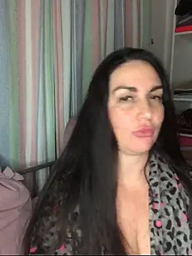 BELLAMORGANE1 online show from April 2026 12:39:02 AM