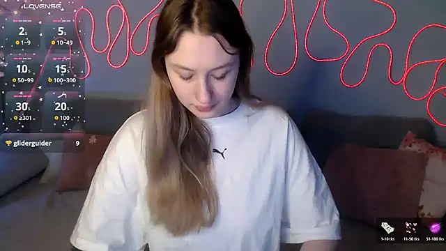 Haley Vixen online show from December 2025 09:04:02 AM