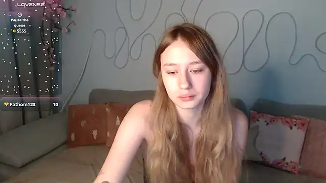 Haley Vixen online show from December 2025 09:13:02 AM