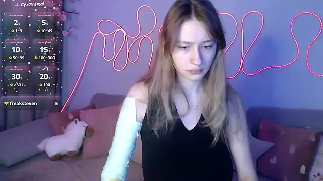 Haley Vixen online show from December 2025 09:20:01 AM