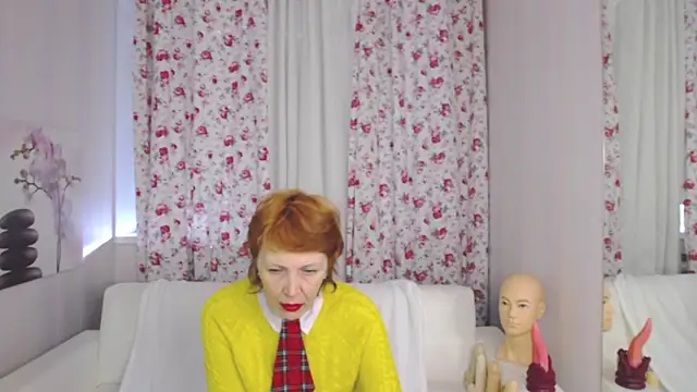 SilviaHart online show from March 2026 05:17:01 AM