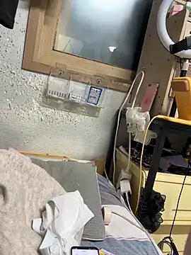 kimgilra online show from December 2024 05:43:01 PM