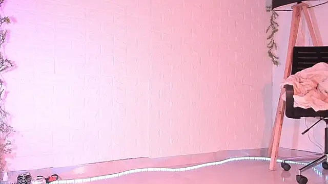 NattSumi online show from February 2025 03:16:02 AM