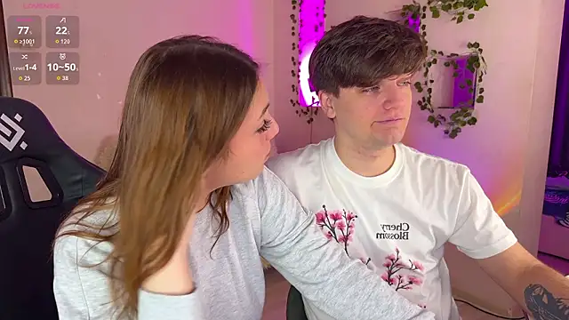 RobertAndLinela online show from January 2026 09:23:02 AM