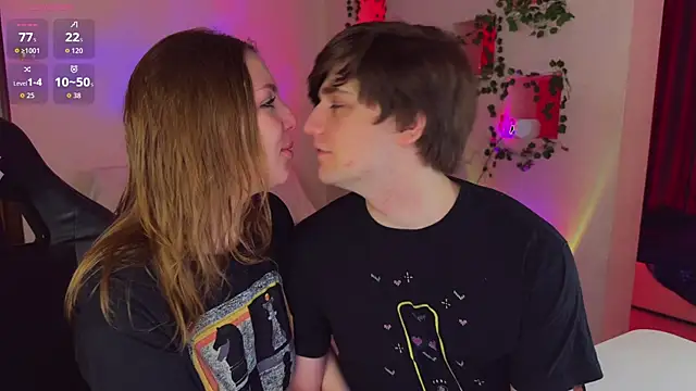 RobertAndLinela online show from April 2026 05:14:02 AM