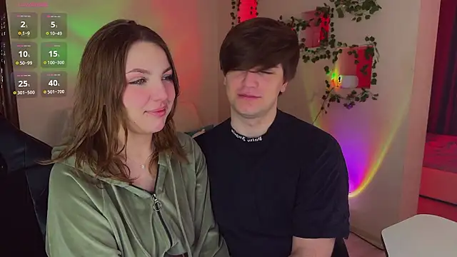 RobertAndLinela online show from March 2026 05:36:01 AM