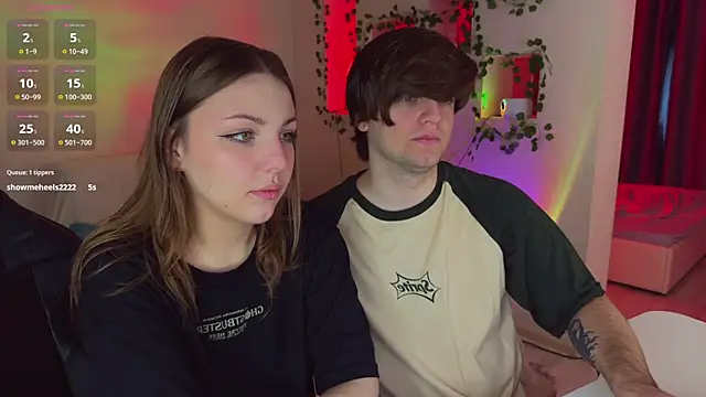 RobertAndLinela online show from May 2026 12:09:02 PM