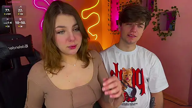 RobertAndLinela online show from March 2025 03:13:02 PM