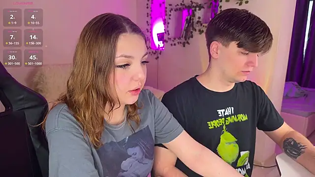 RobertAndLinela online show from December 2025 12:07:02 PM