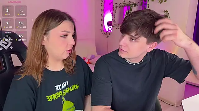 RobertAndLinela online show from January 2026 11:49:02 AM