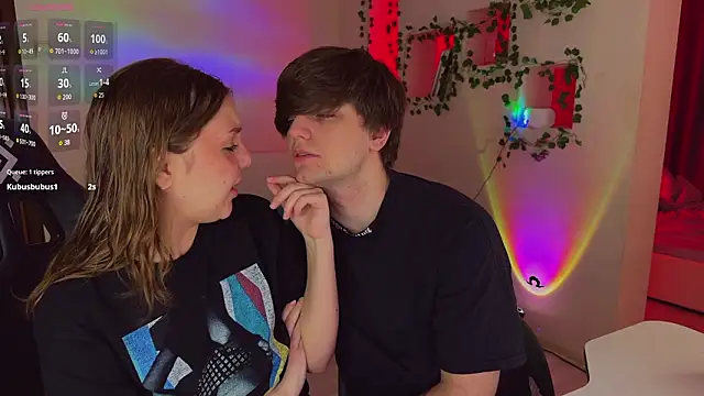 RobertAndLinela online show from March 2026 02:12:01 AM