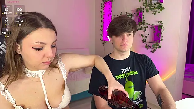 RobertAndLinela online show from February 2026 01:16:02 PM