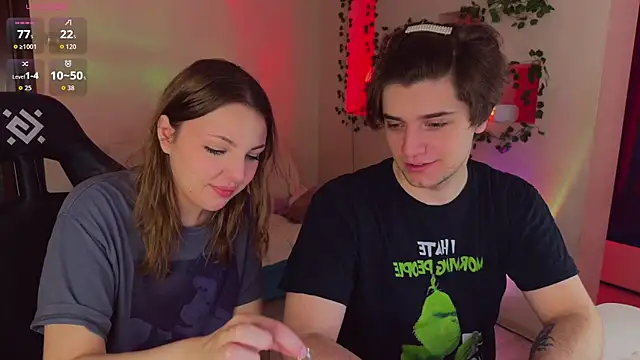 RobertAndLinela online show from April 2026 05:14:02 AM