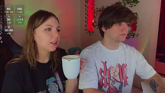 RobertAndLinela online show from April 2026 12:32:02 PM