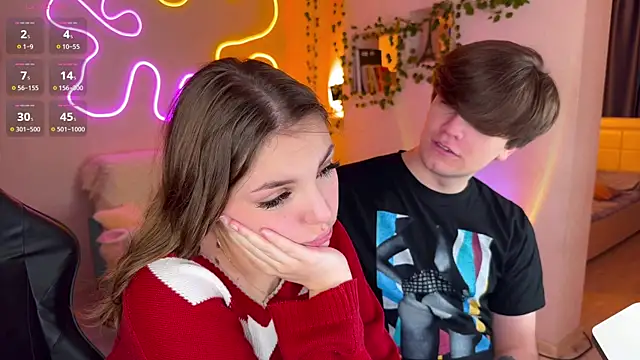 RobertAndLinela online show from November 2025 01:58:02 PM