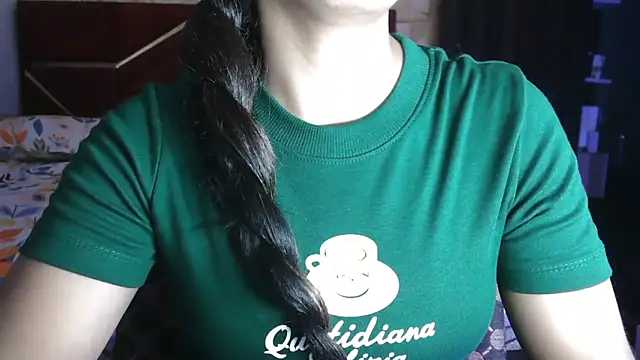 Somiya87 online show from April 2026 07:09:01 PM