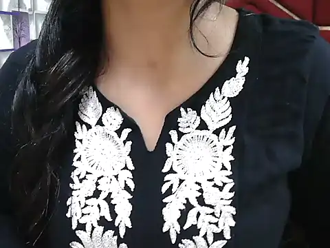 Snapshot of Somiya87 chatting on December 2025 08:36:02 PM Somiya87 online show from December 2025 08:36:02 PM