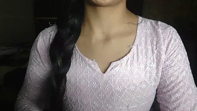 Somiya87 online show from February 2026 06:31:01 PM