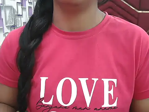 Somiya87 online show from December 2025 04:30:02 PM