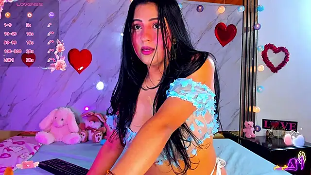 Snapshot of Lana_Parker_01 chatting on May 2026 01:11:02 AM Lana Parker 01 online show from May 2026 01:11:02 AM