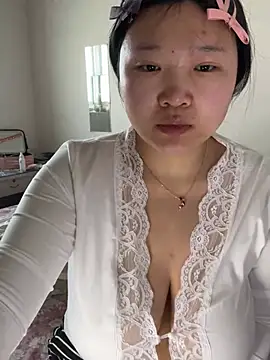 Snapshot of Happyou2 chatting on March 2025 01:05:02 AM Happyou2 online show from March 2025 01:05:02 AM