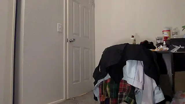 bubblebut420 online show from October 2025 08:52:02 PM