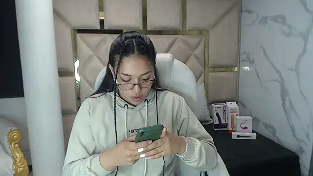 IsabellRodriguez18 online show from March 2025 03:54:01 AM