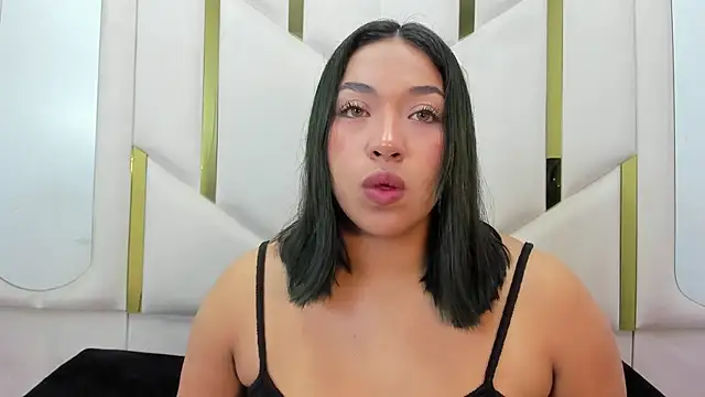 IsabellRodriguez18 online show from June 2026 03:23:02 AM