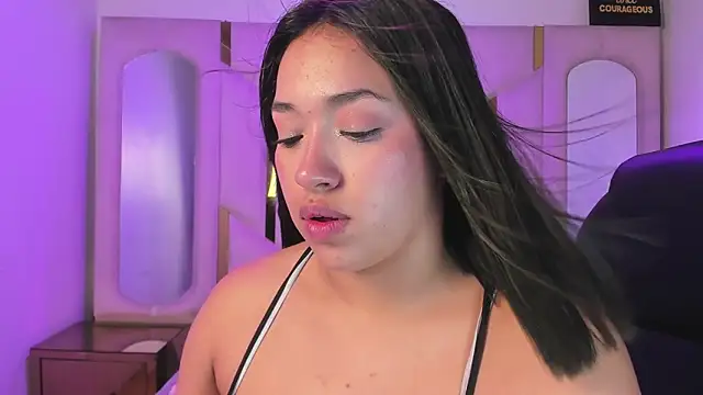 IsabellRodriguez18 online show from April 2026 03:24:02 AM