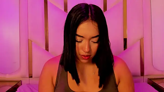 IsabellRodriguez18 online show from May 2026 03:26:01 AM