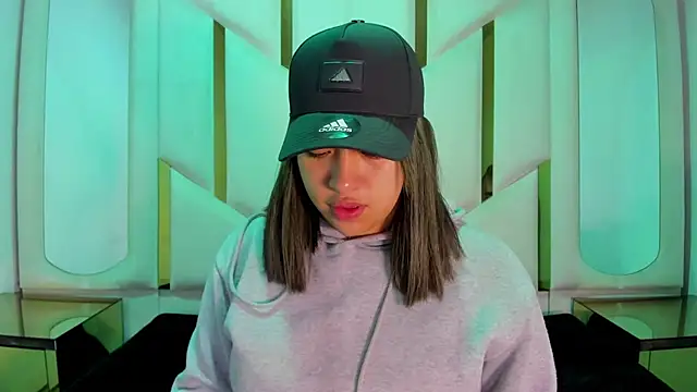 IsabellRodriguez18 online show from April 2026 03:54:02 AM