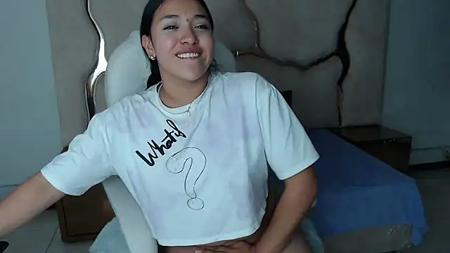 IsabellRodriguez18 online show from February 2025 10:41:01 AM