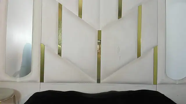 IsabellRodriguez18 online show from June 2026 03:25:02 AM