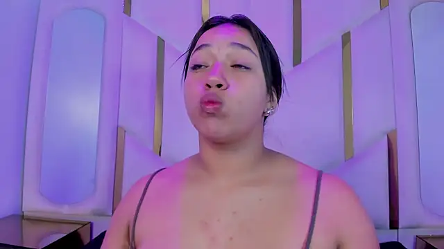 IsabellRodriguez18 online show from April 2026 03:54:01 AM