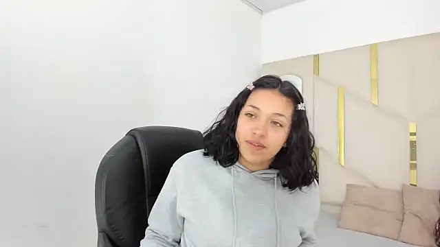 IsabellRodriguez18 online show from September 2025 02:37:02 AM