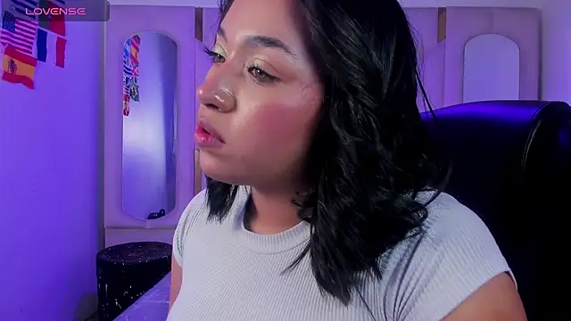 IsabellRodriguez18 online show from June 2026 04:29:02 AM