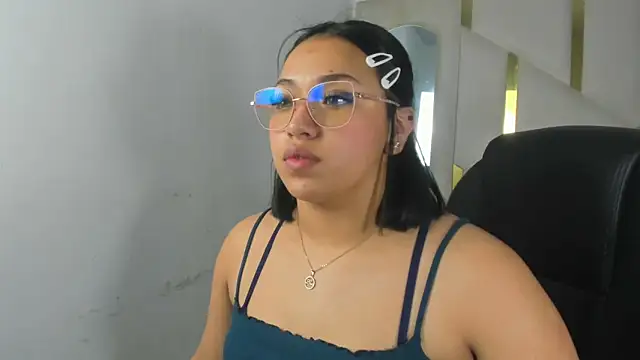 Snapshot of IsabellRodriguez18 chatting on December 2025 04:57:02 AM IsabellRodriguez18 online show from December 2025 04:57:02 AM