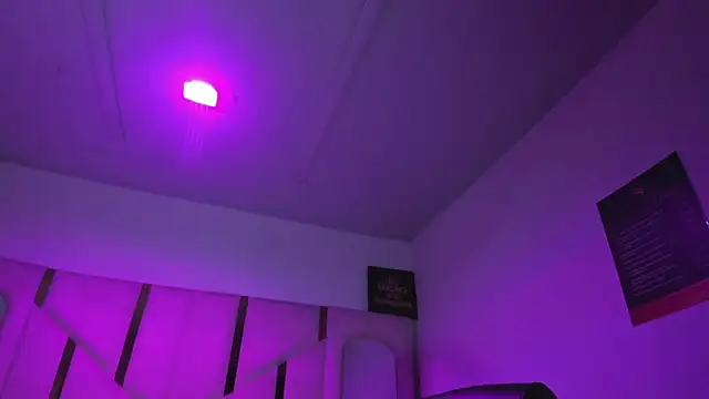 IsabellRodriguez18 online show from March 2026 03:33:01 AM