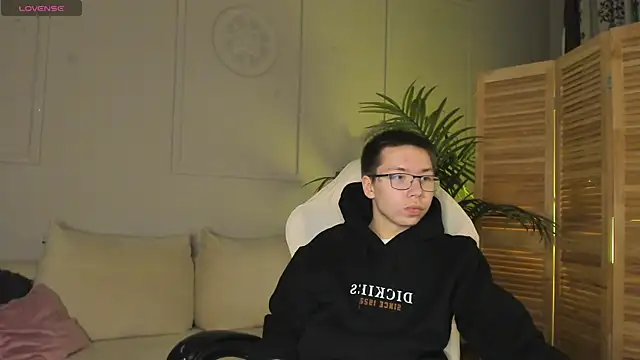 Ken Feels online show from January 2025 12:33:01 AM