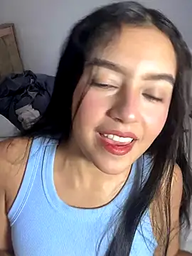 MikeAndJessy online show from November 2025 11:19:01 PM