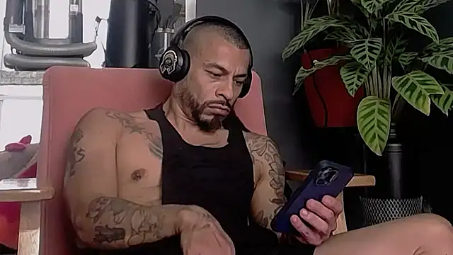 callme douglas online show from February 2026 04:29:02 PM