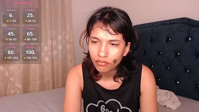 Snapshot of mari_heart chatting on March 2025 01:46:01 AM mari heart online show from March 2025 01:46:01 AM